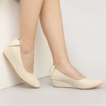 Galitzi Ivory Mini Wedges