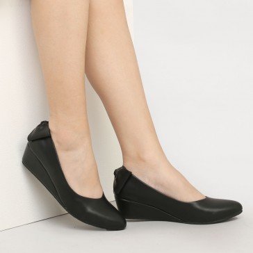 Galitzi Black Mini Wedges